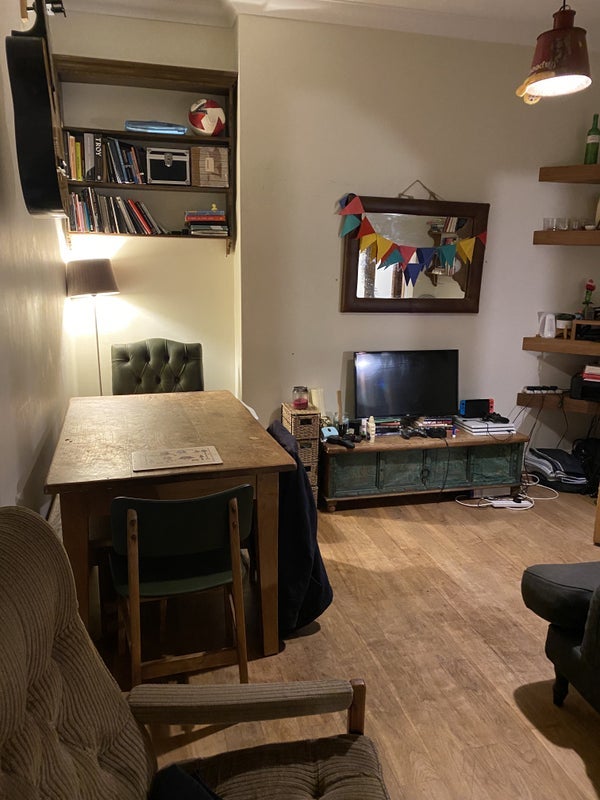 Room Chichester Road in Greater London