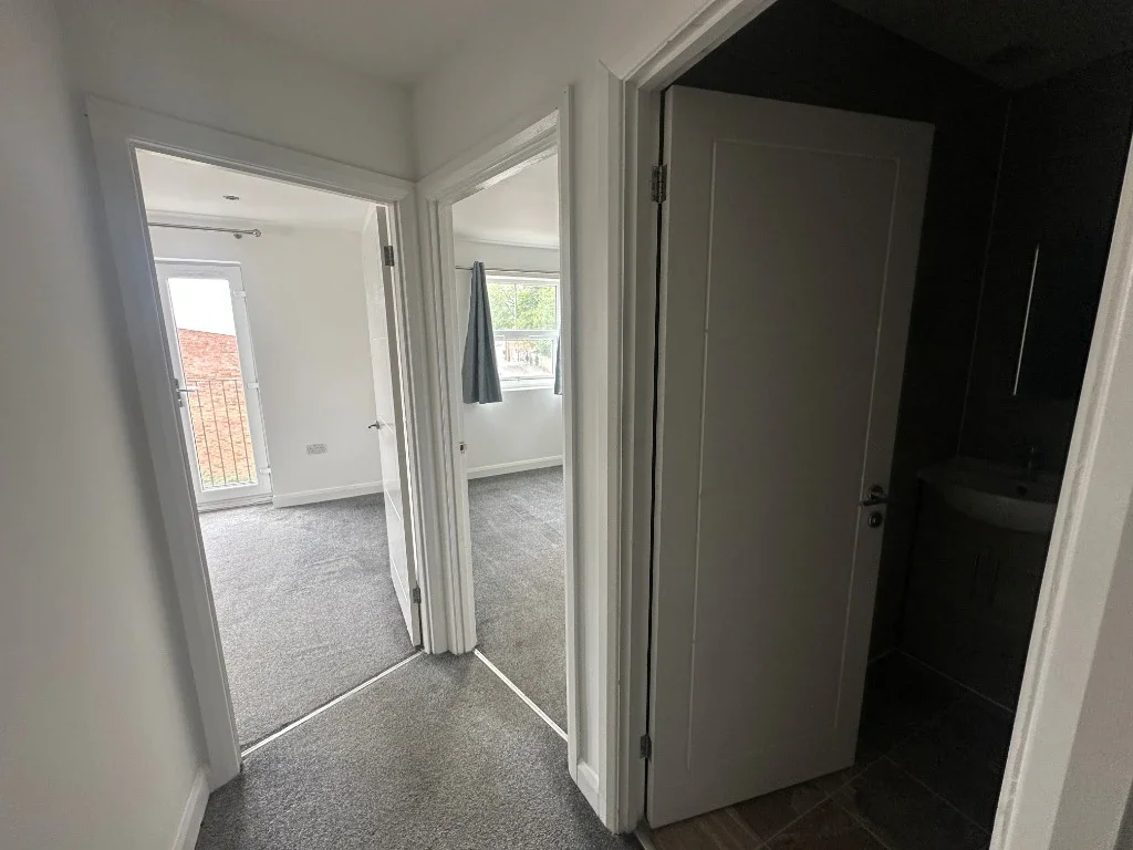 Flat Coffee Tavern Lane in Rushden