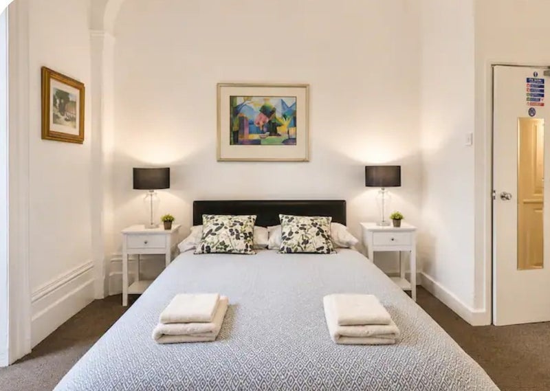 Room Courtfield Gardens in Greater London