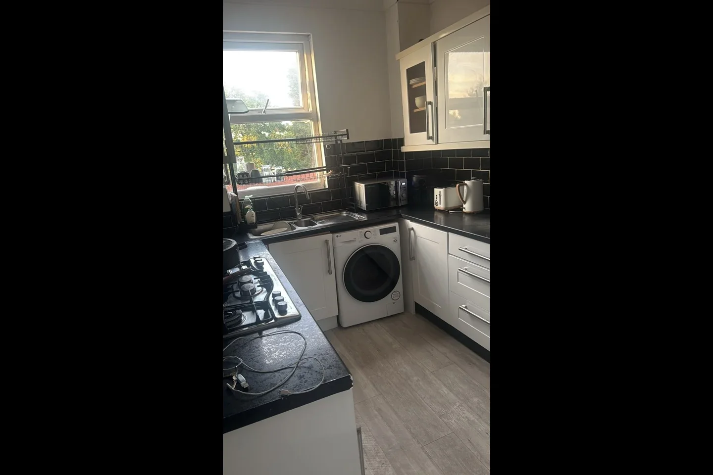 Room Douglas Road in Greater London