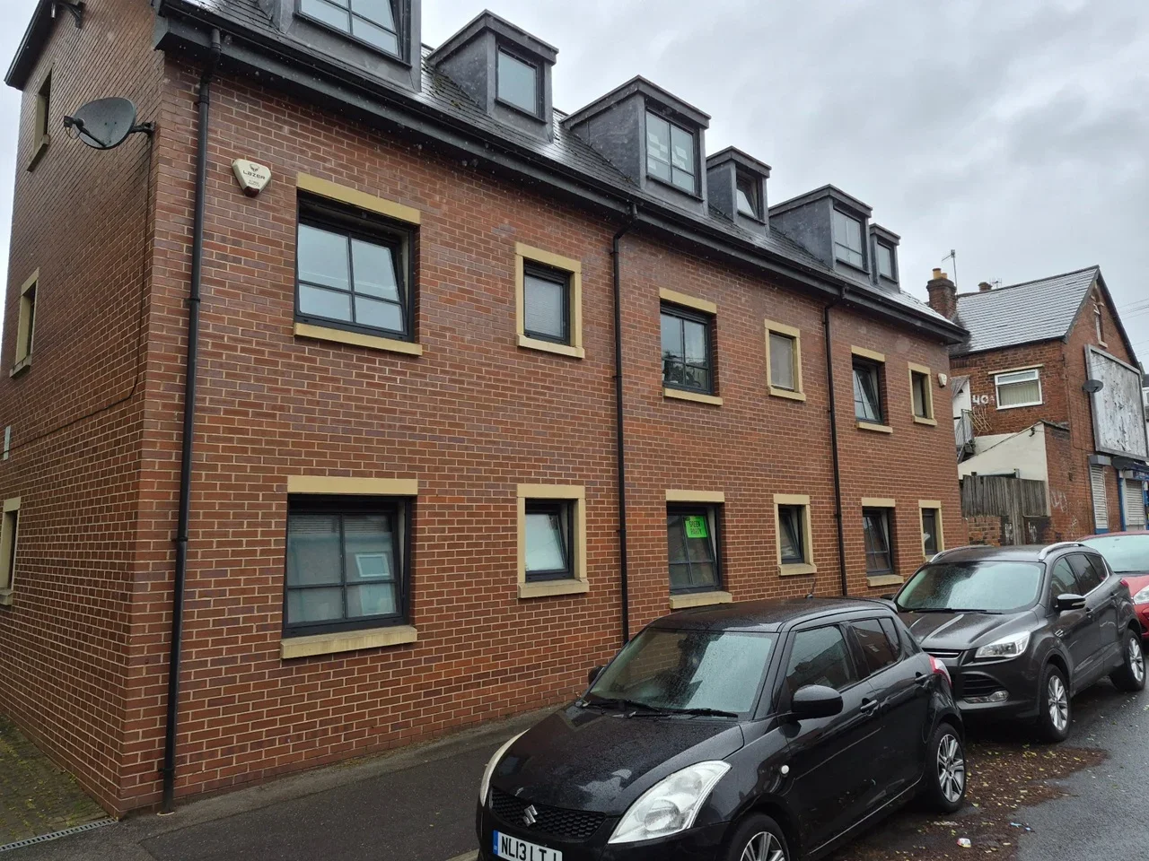 Flat Staveley Road in Sheffield