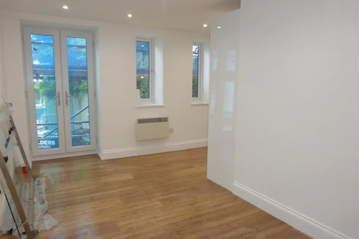 Flat Walton Street in Aylesbury