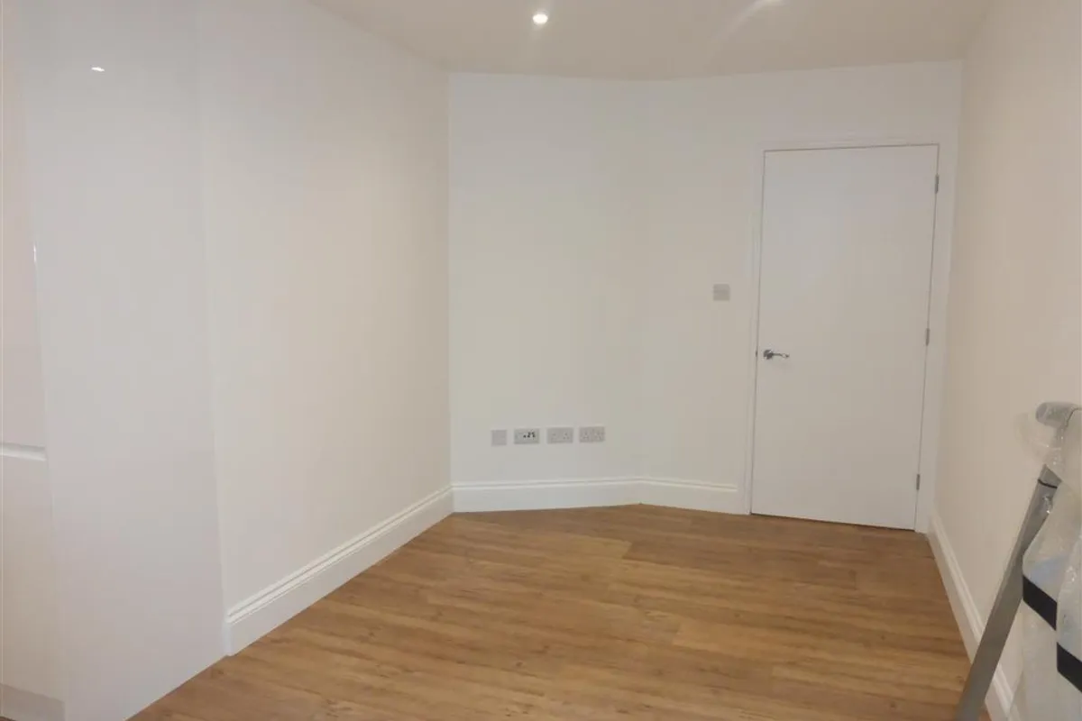 Flat Walton Street in Aylesbury