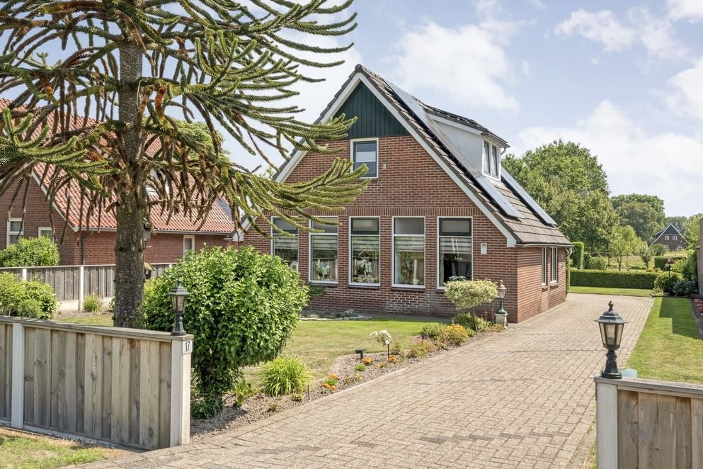 Huis Klösseweg 17 in Harbrinkhoek