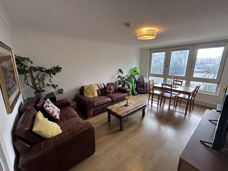 Room Oak Lane in Greater London