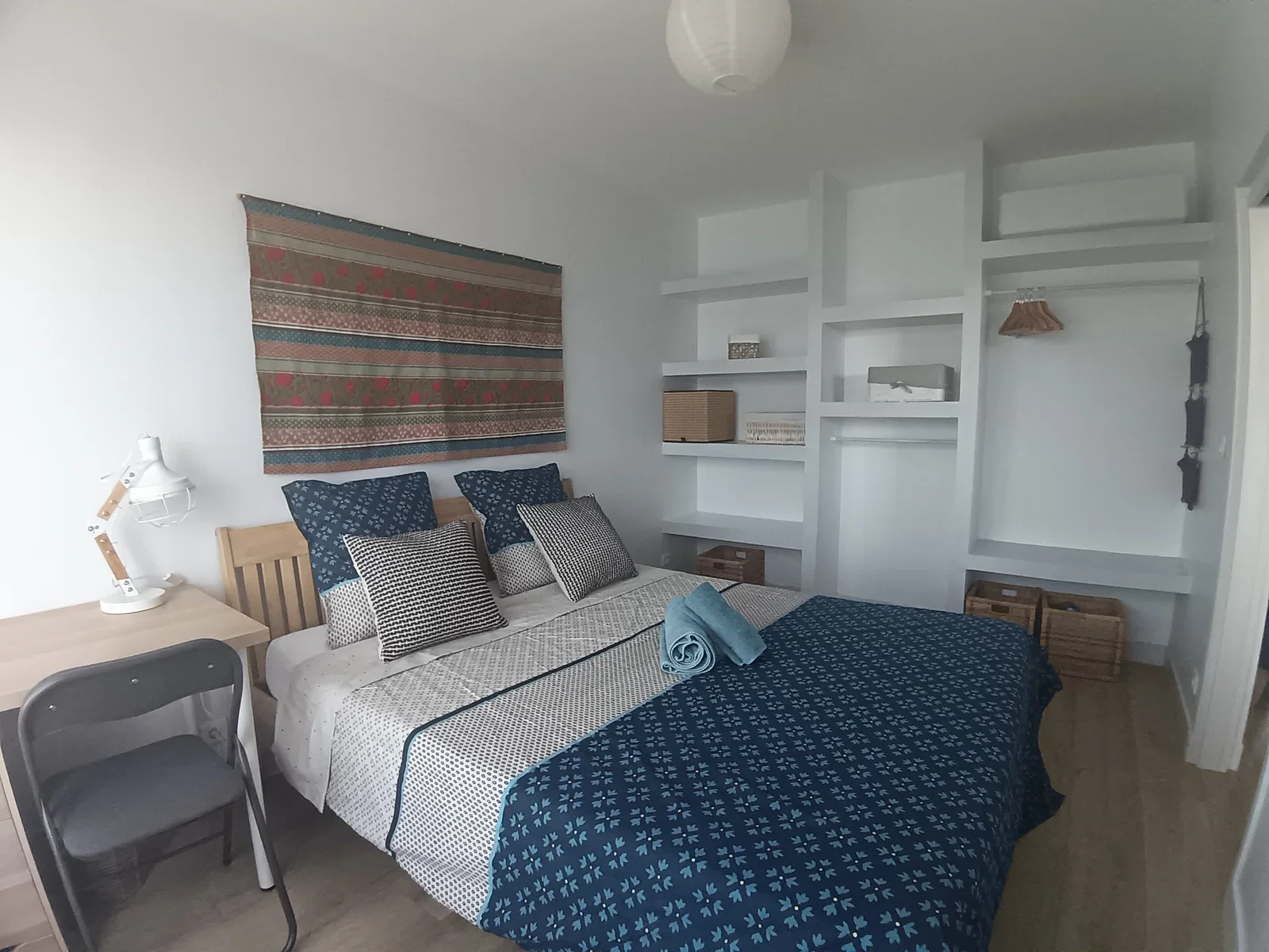 Chambre Rue Colasse à Reims