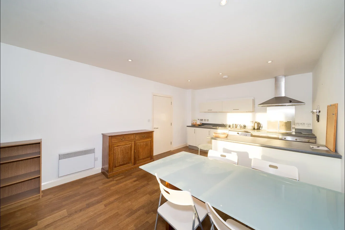 Flat Three Mill Lane in Greater London
