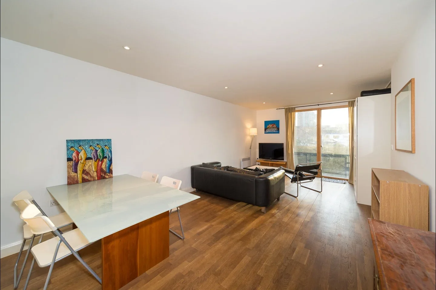 Flat Three Mill Lane in Greater London