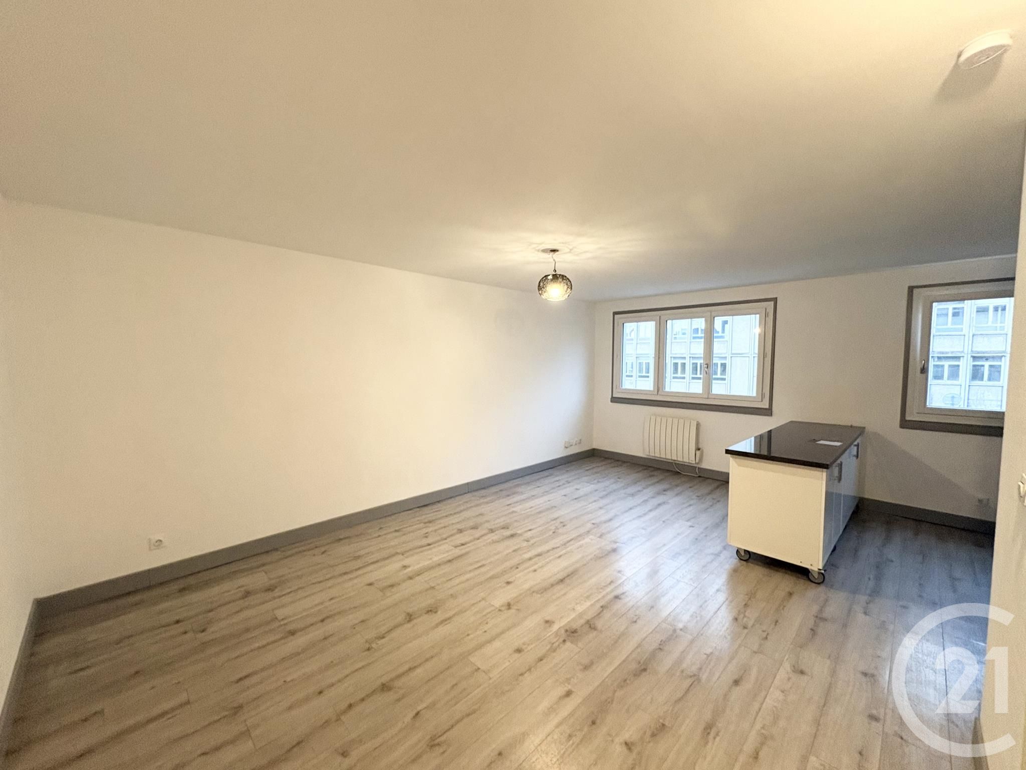 Flat Place René Bouhier in Nantes