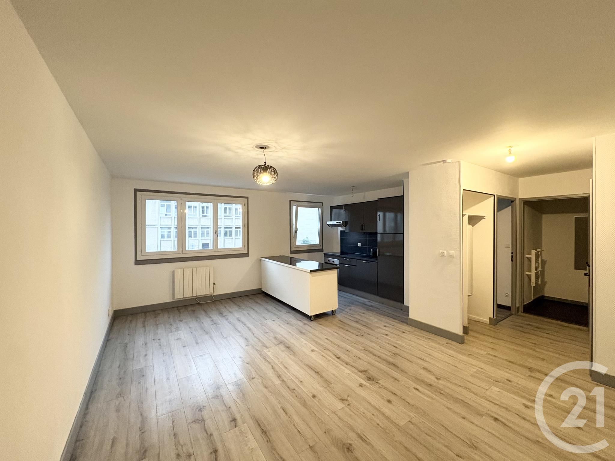 Flat Place René Bouhier in Nantes