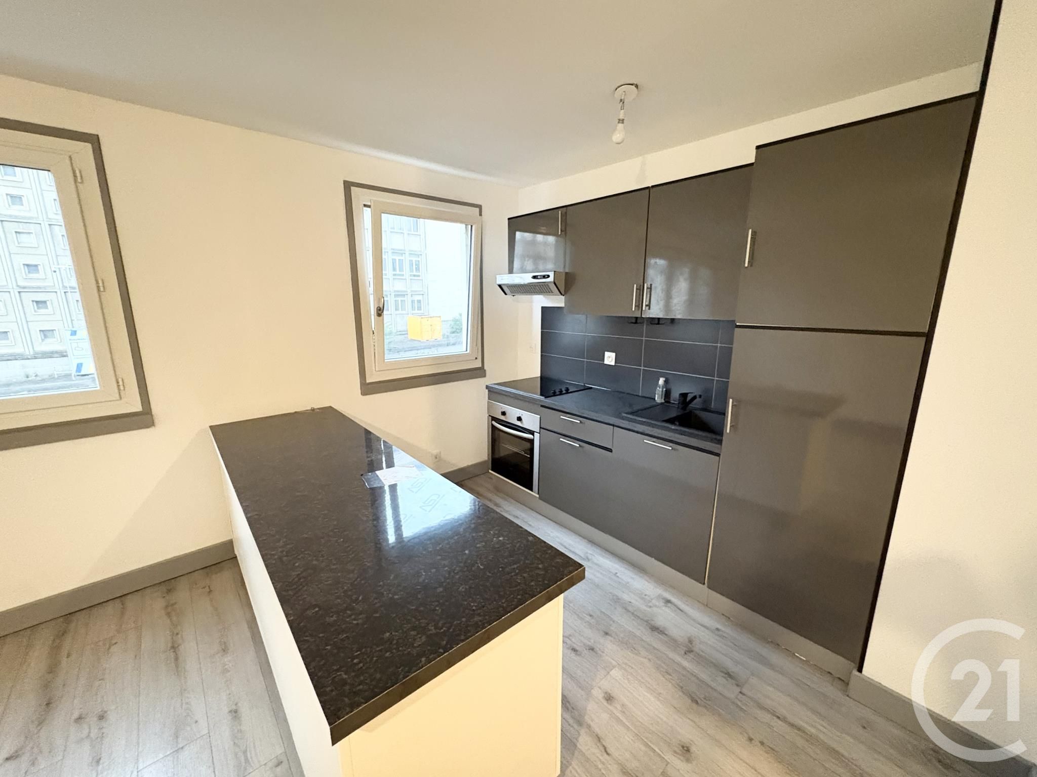 Flat Place René Bouhier in Nantes