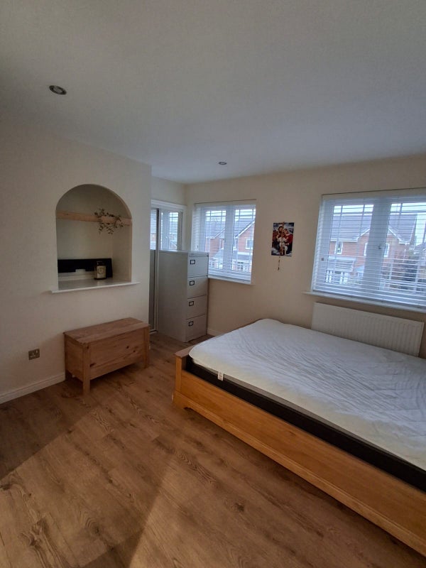 Room Whitewood Park in Liverpool