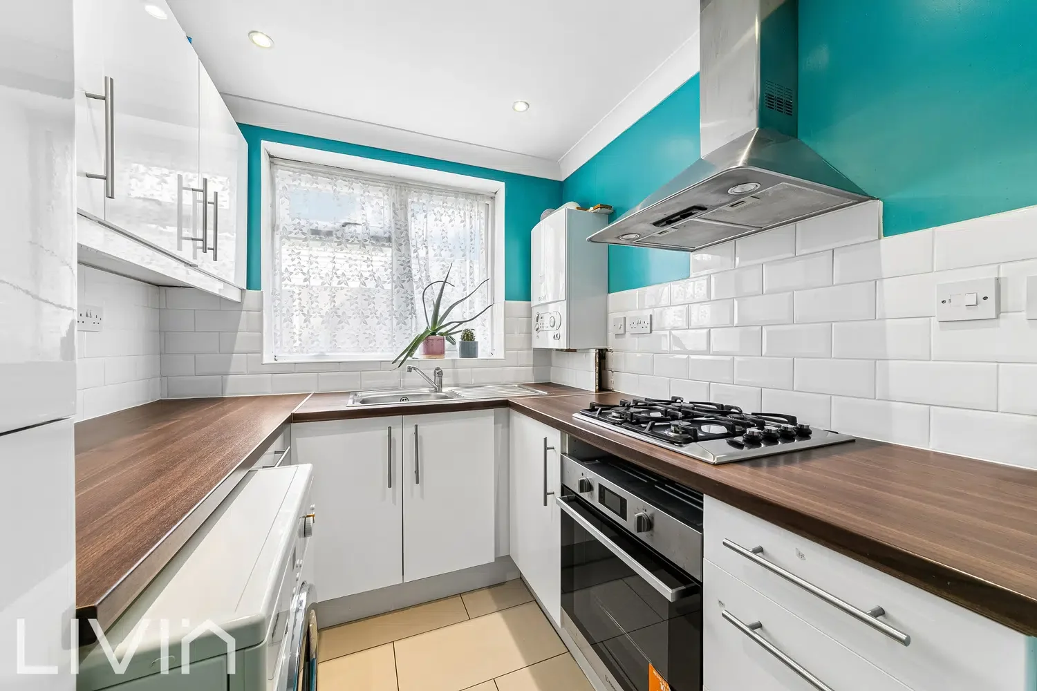 Flat Pampisford Road in Greater London