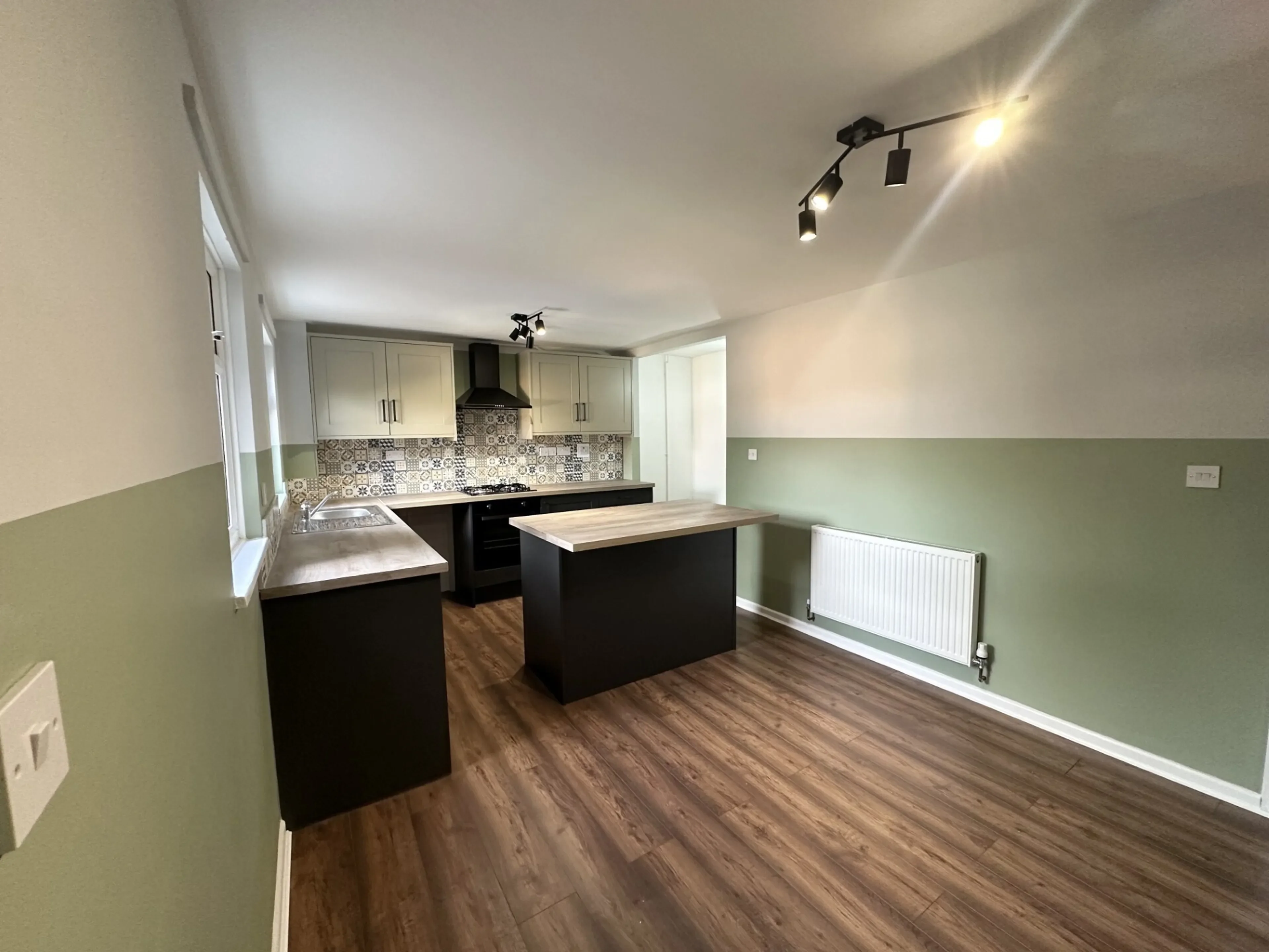 House Crowhurst in Peterborough