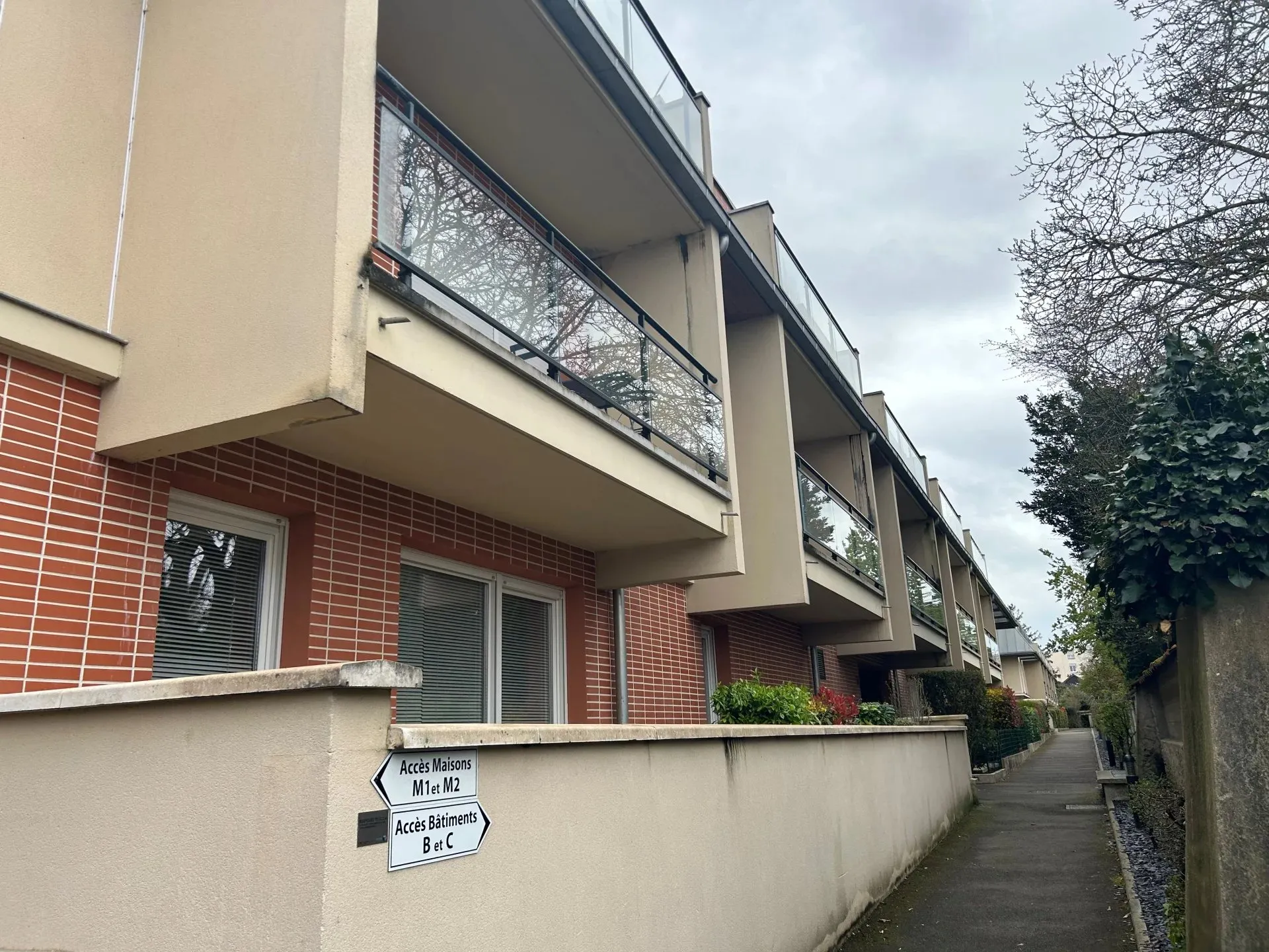 Flat Rue du Faubourg Saint-Jean in Chartres