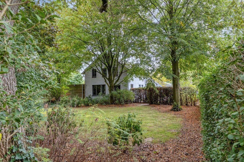 Huis Akkerweg 1 in Swolgen