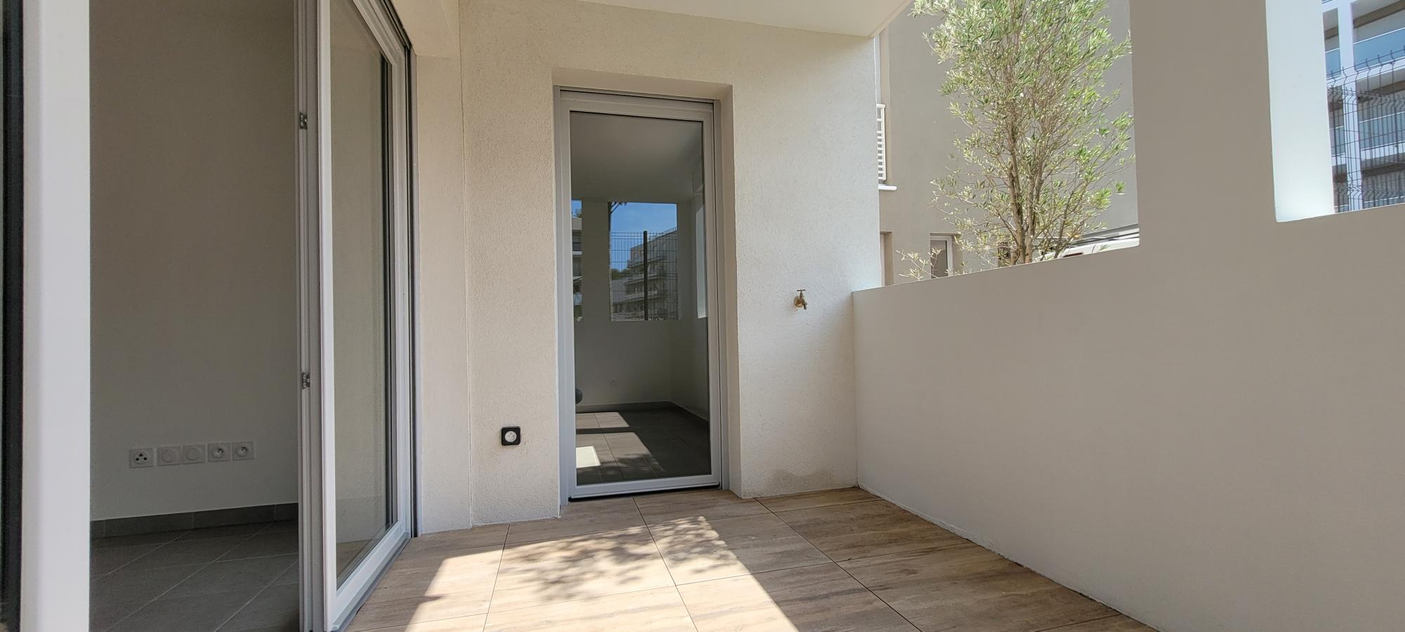 Flat Chemin des Combes in Antibes