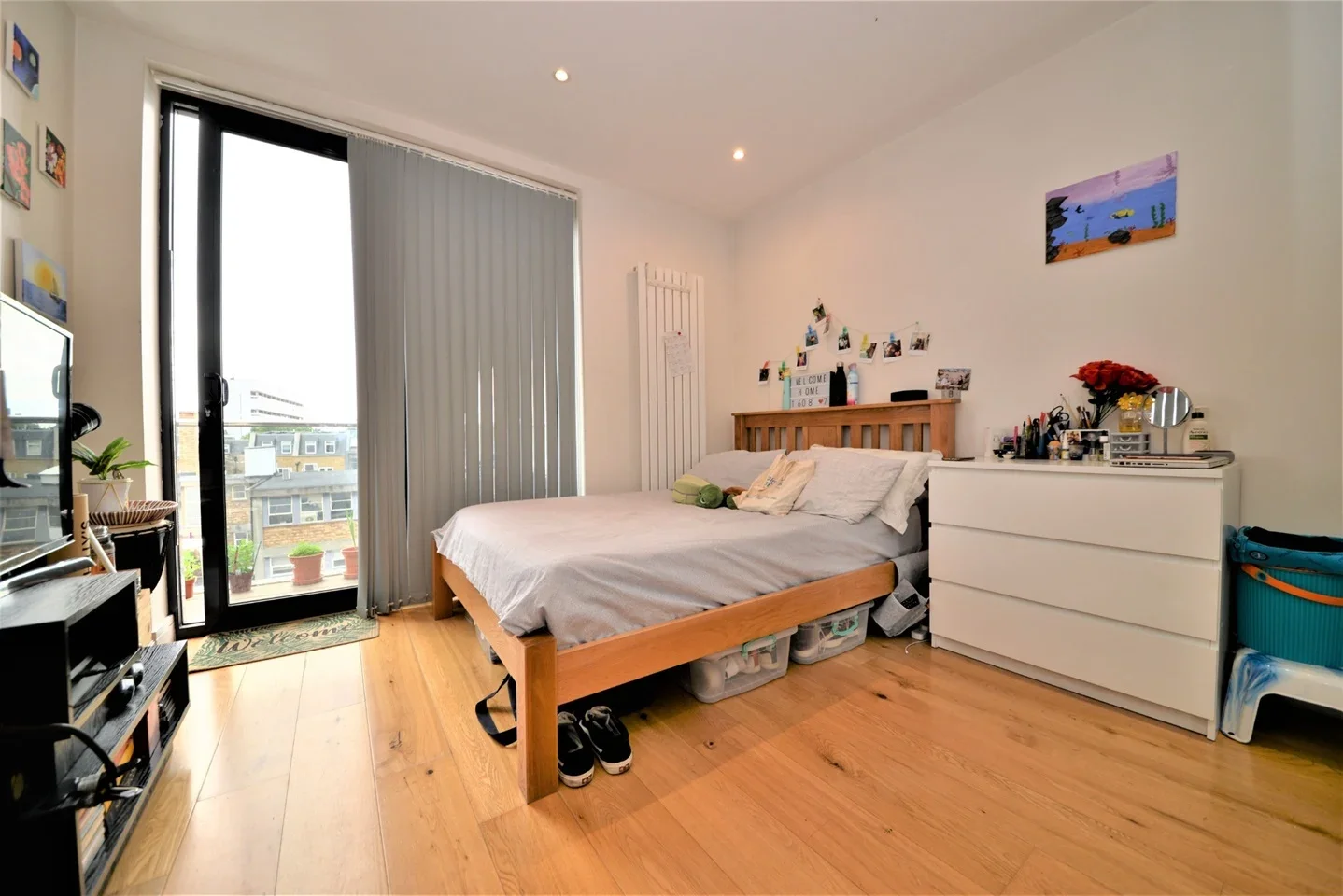 Flat Clifton Terrace in Greater London