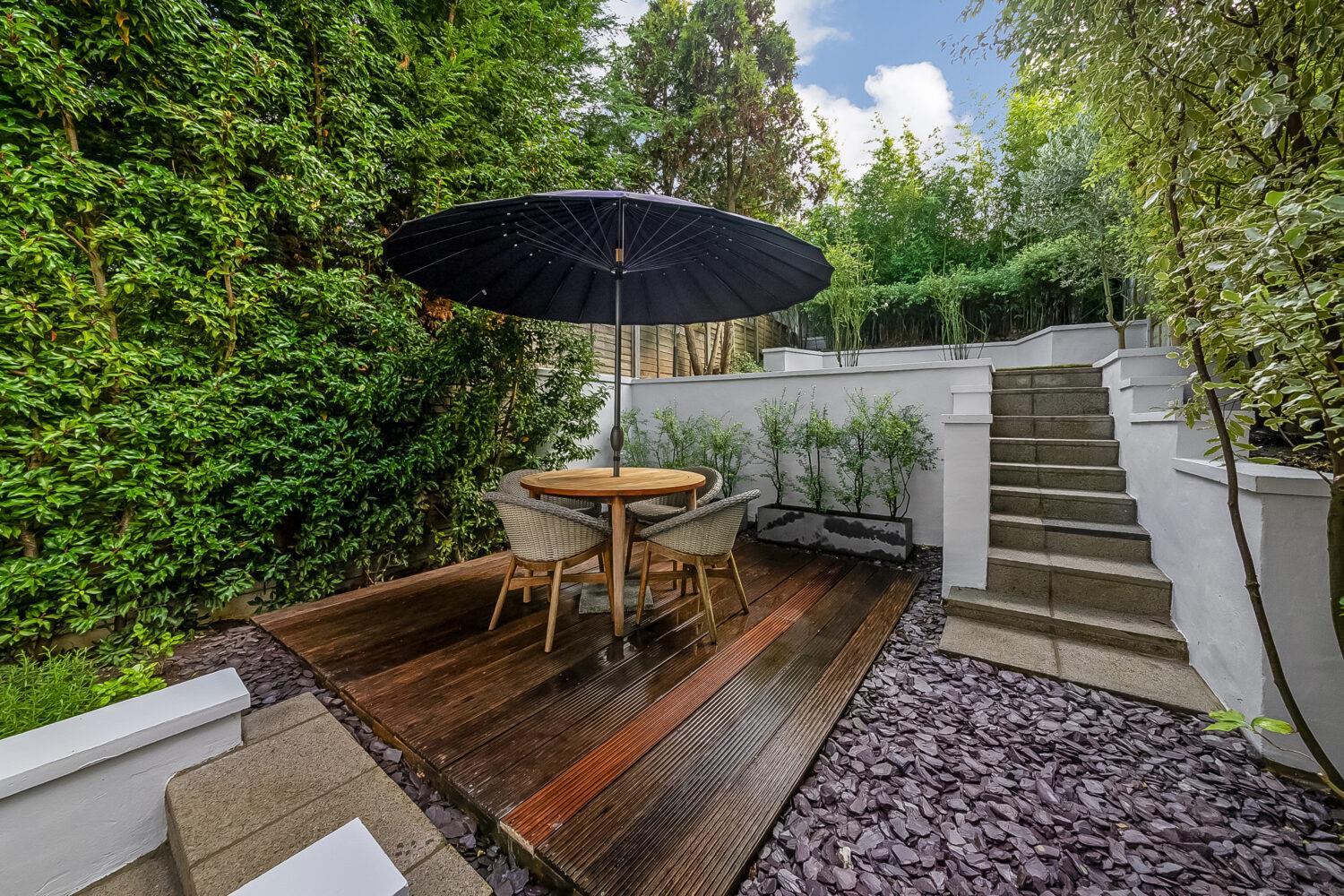 House Little Bornes in Greater London