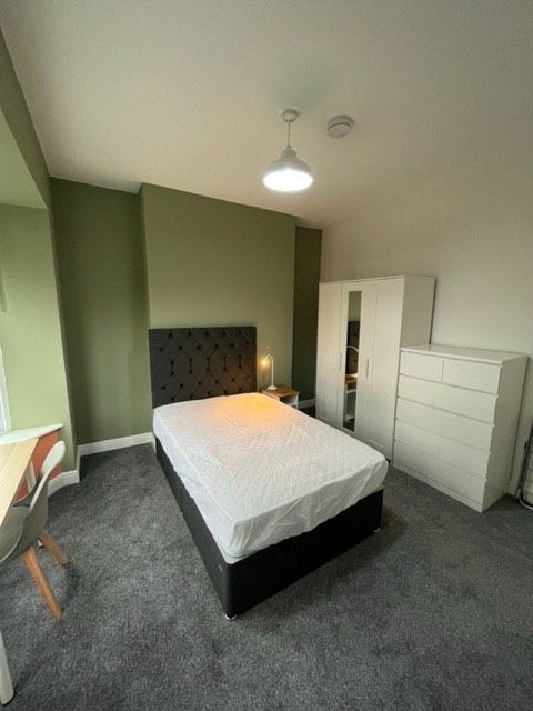 Room Arctic Street in Bradford