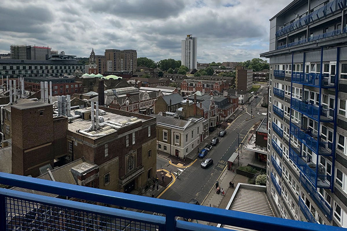 Flat Calderwood Street in Greater London
