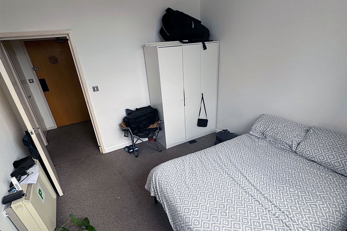 Flat Calderwood Street in Greater London