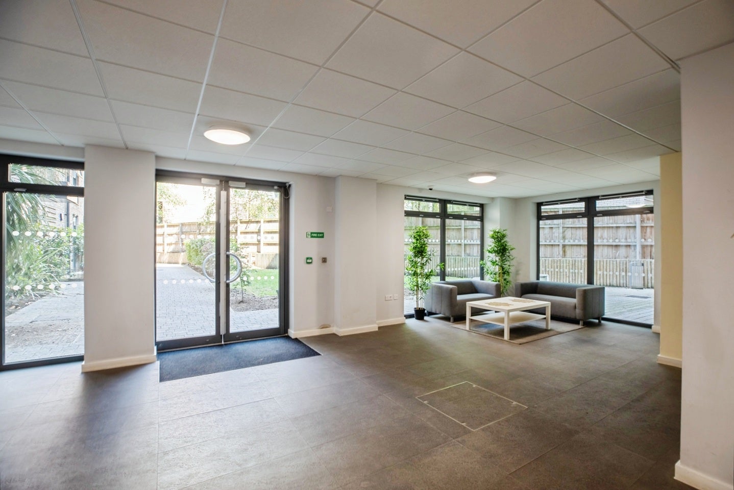 Flat Yeoman Street in Greater London