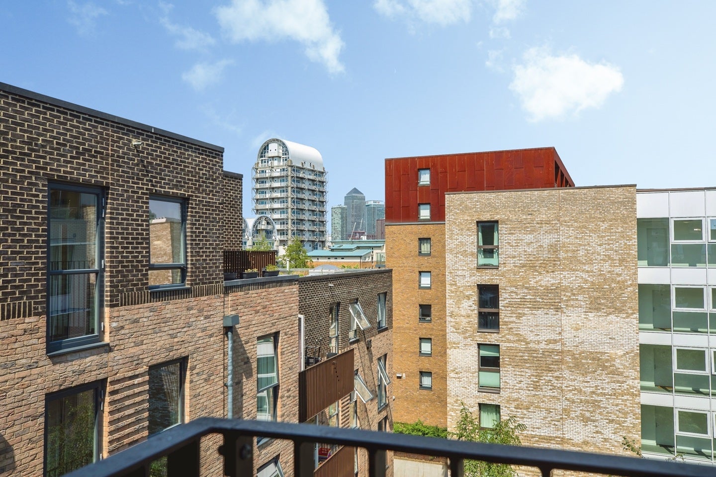 Flat Yeoman Street in Greater London