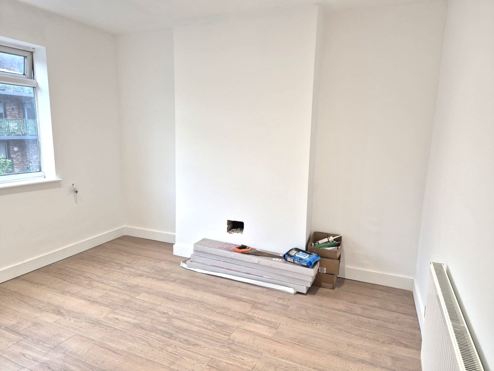 Flat Rosslyn Crescent in London