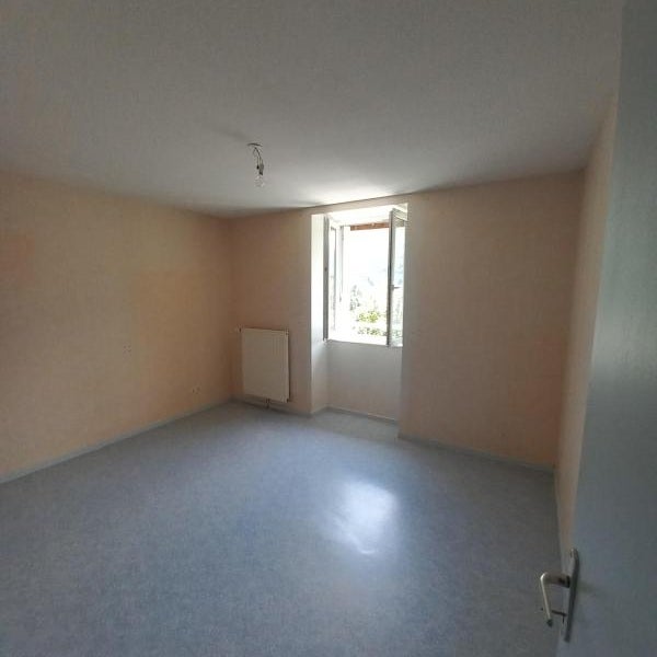 Appartement Rue de l’École à La Salette-Fallavaux