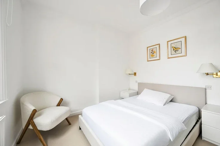 Flat Stanhope Gardens in Greater London