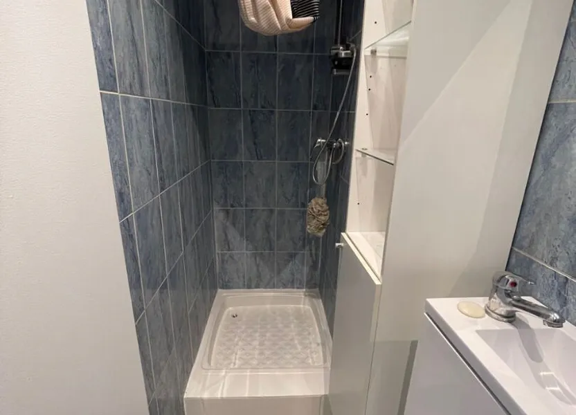 Chambre Rue Louis Rouquier à Levallois-Perret