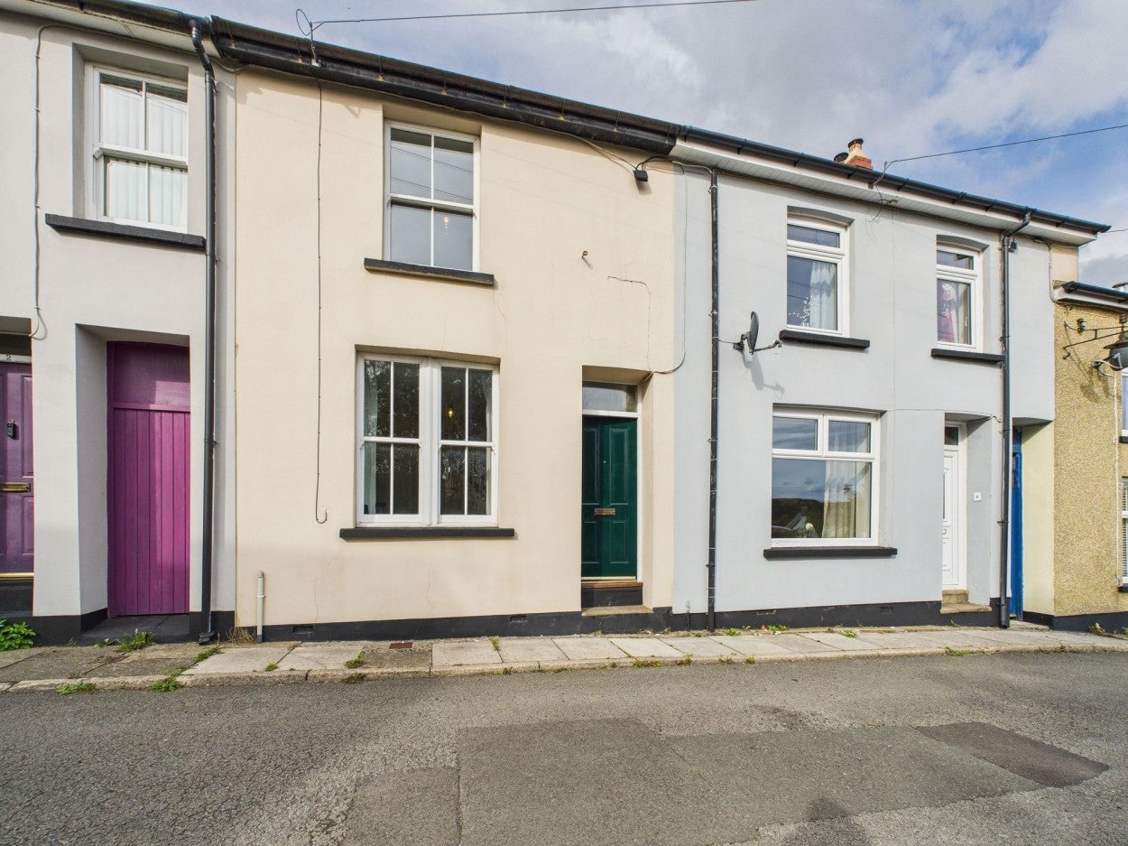 House Vincent Street in Blaenavon