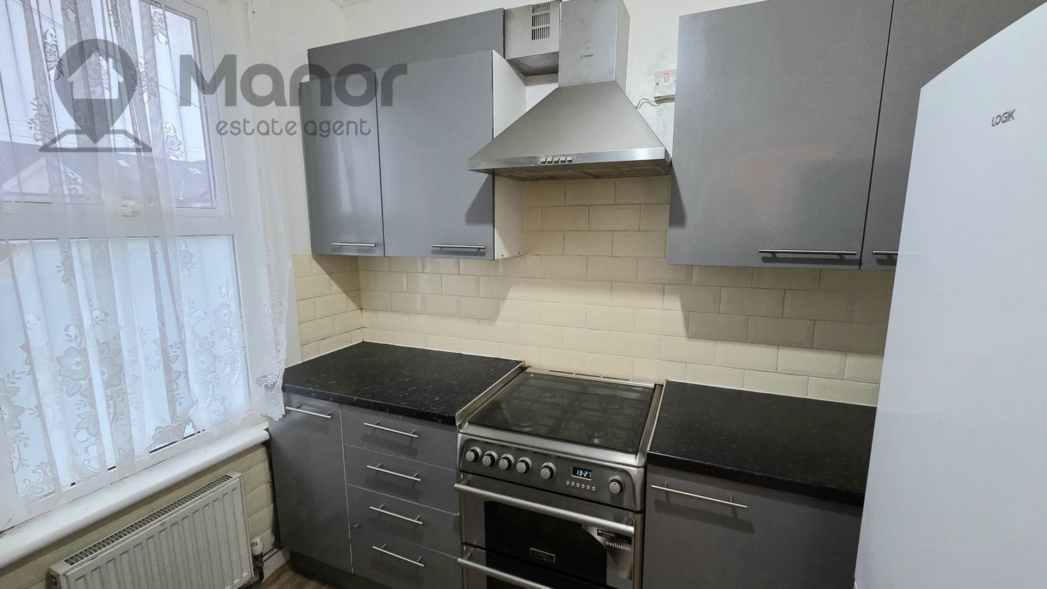 Flat Balfour Road in Greater London
