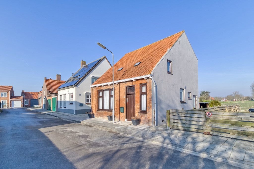 Huis Smidsweg 5 in Zuidzande