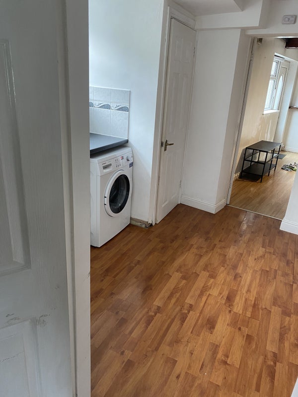 Flat Ashgate Road in Chesterfield