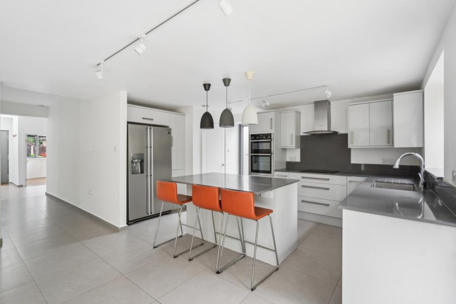 House Hereford Gardens in Greater London