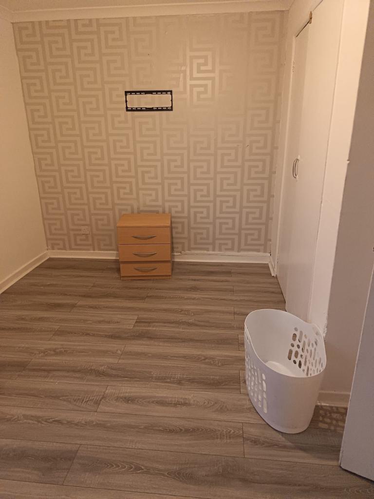 Flat Cairnhope Avenue in Airdrie