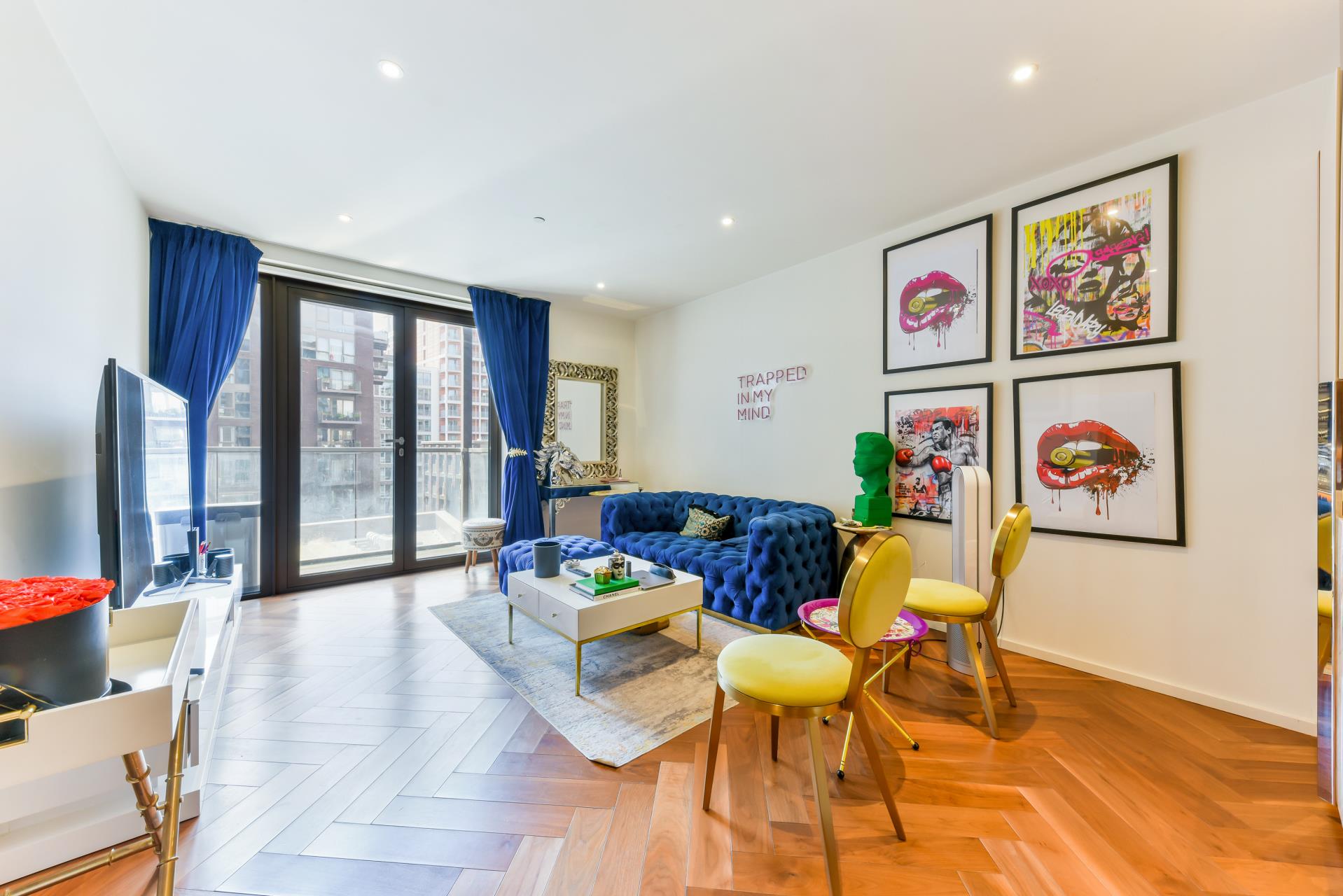 Flat New Mill Road in Greater London