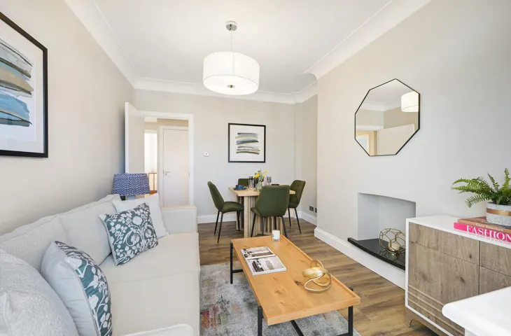 Flat Phillimore Walk in Greater London