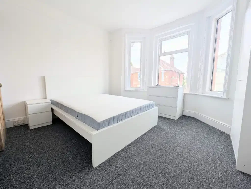 Room Hankinson Road in Bournemouth