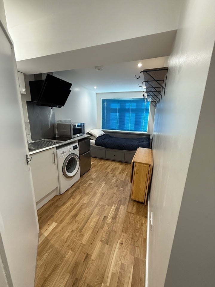 Room Tower Road in Portishead