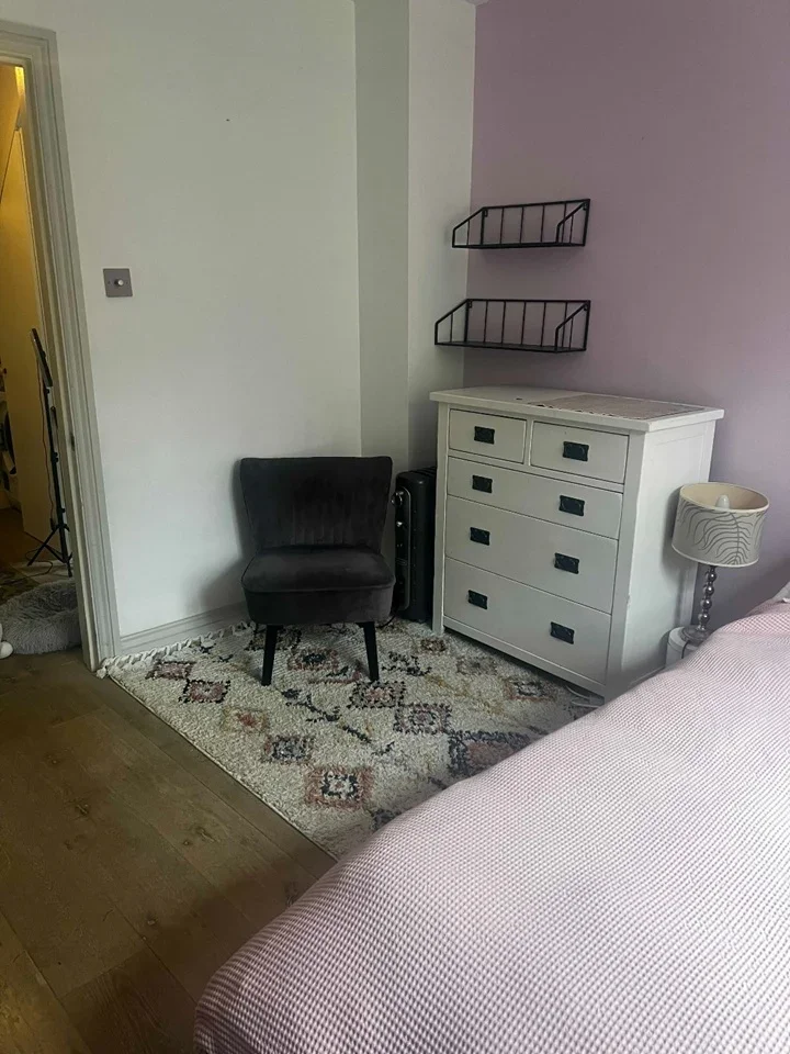 Room Alexandra Drive in Greater London