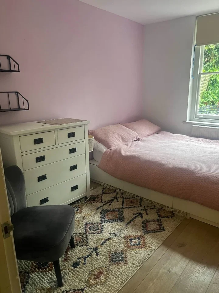 Room Alexandra Drive in Greater London
