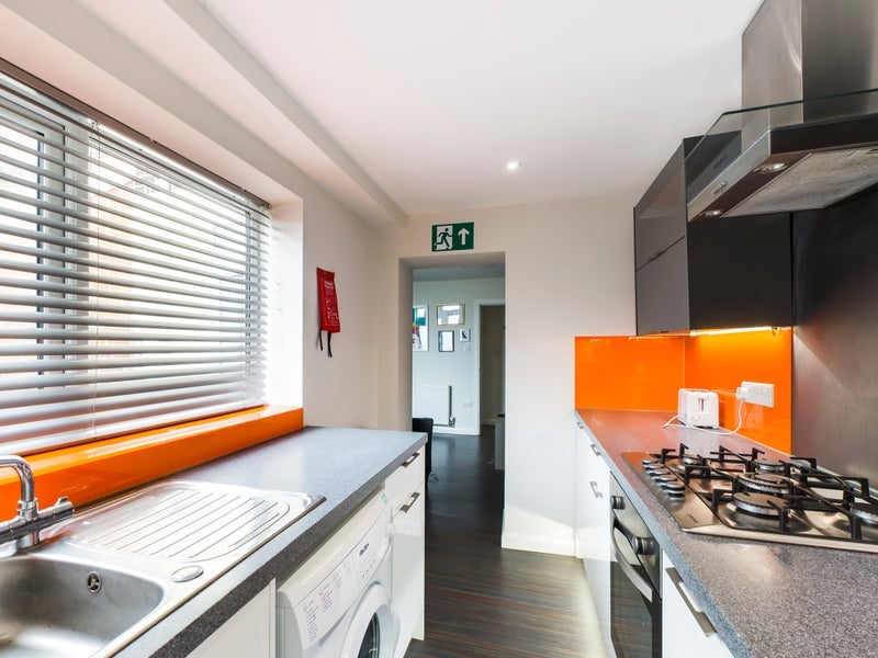 Room Slaney Street in Newcastle-under-Lyme