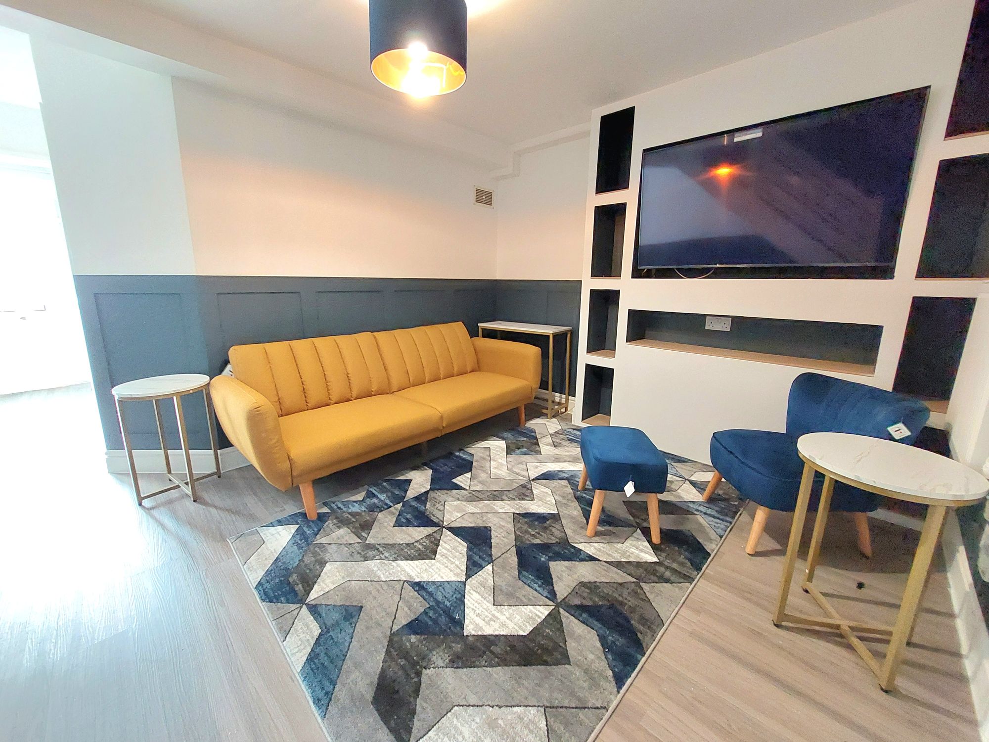 Room Fothergill Street in Pontypridd