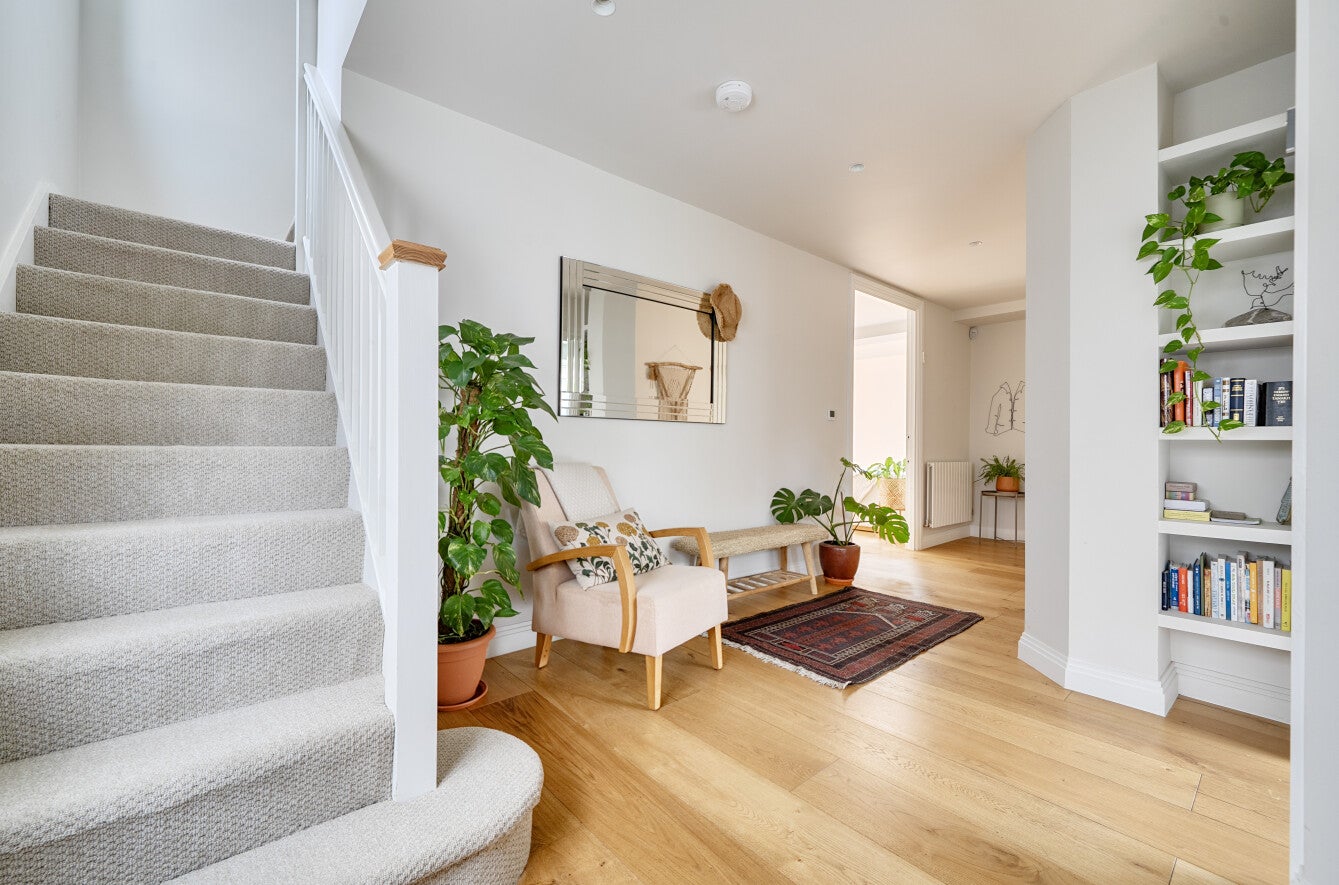 House Greenway Close in Greater London