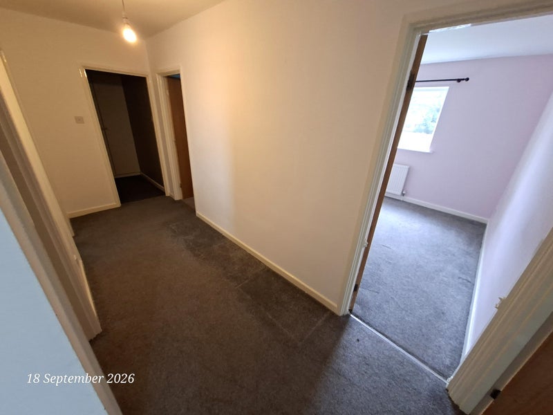 Room Carr Bottom Road in Bradford