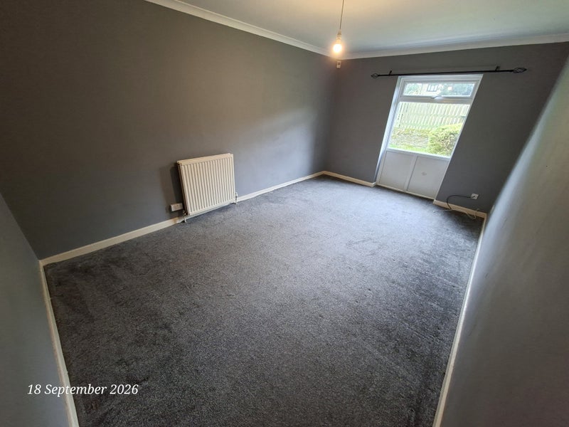 Room Carr Bottom Road in Bradford