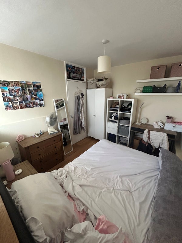 Room Lupus Street in City of Westminster
